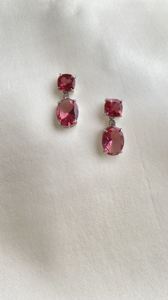 PEMBE TAŞLI OVAL KÜPE