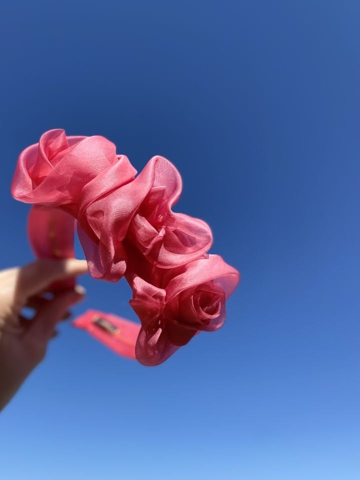 Rose Silk Taç